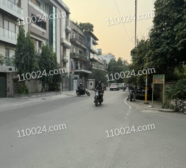 Defence colony new_05