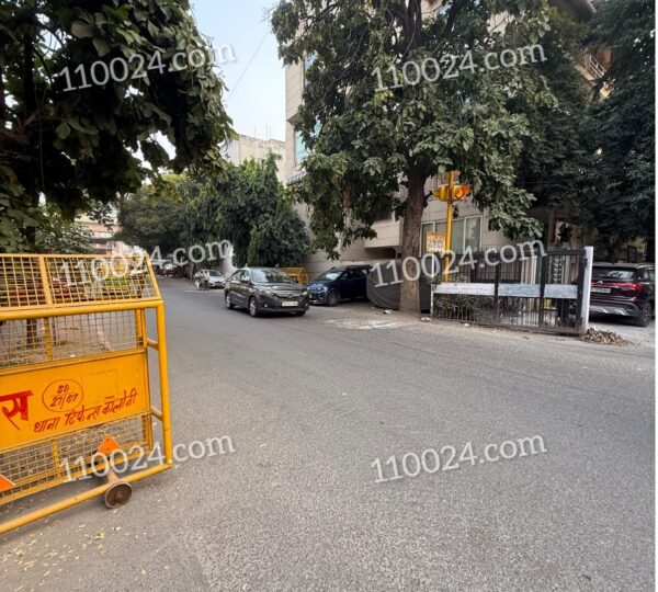 Defence colony new_06